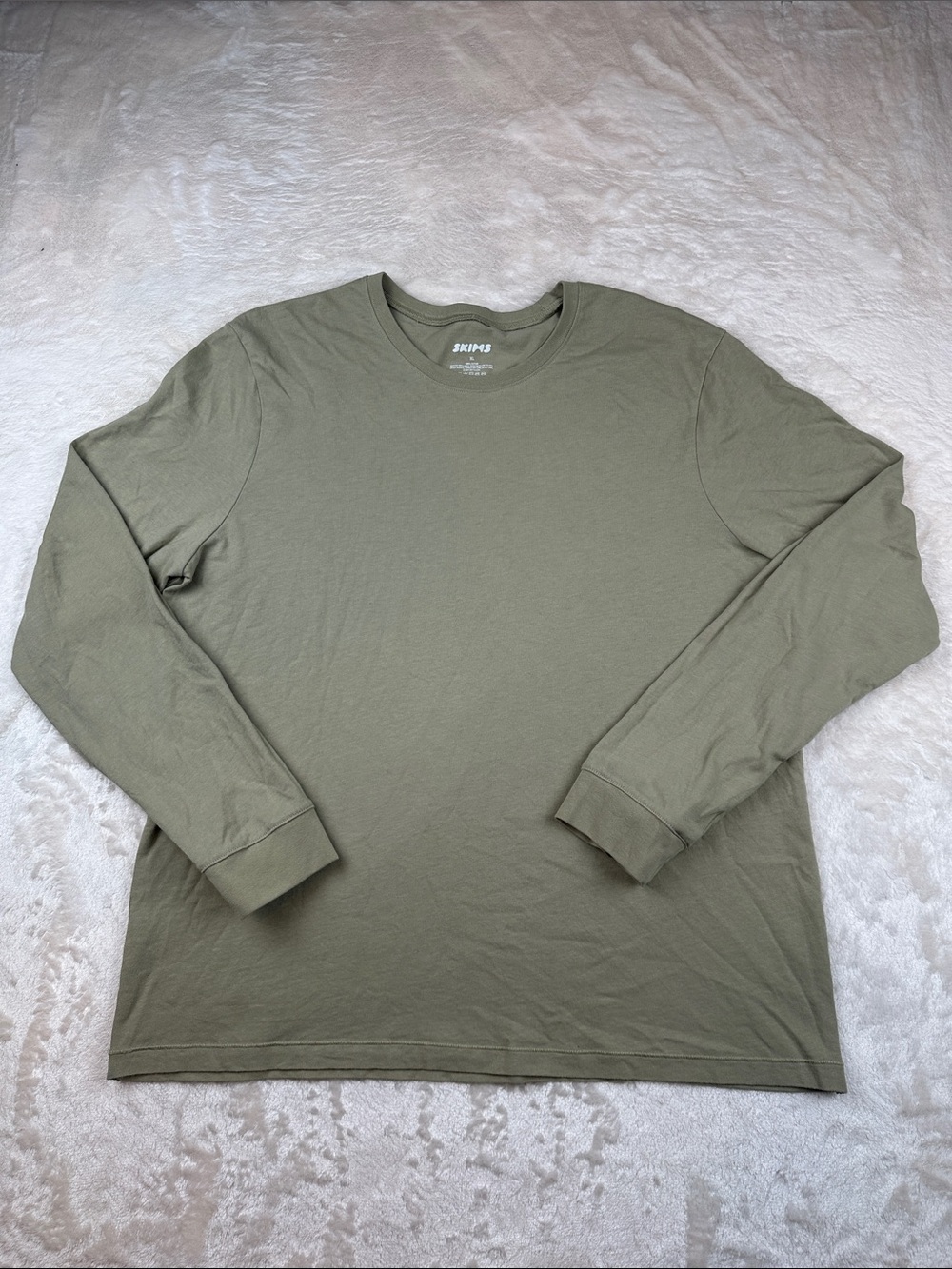 SKIMS Size XL Men's Olive Green Long Sleeve Crewneck Tee | Casual | Comfort